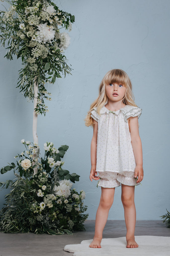 Vintage-inspired children’s pyjama set Amelia